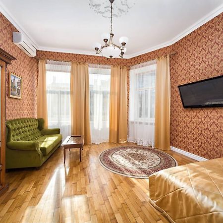 Cozy Apartment 39/34 Lviv Exterior photo